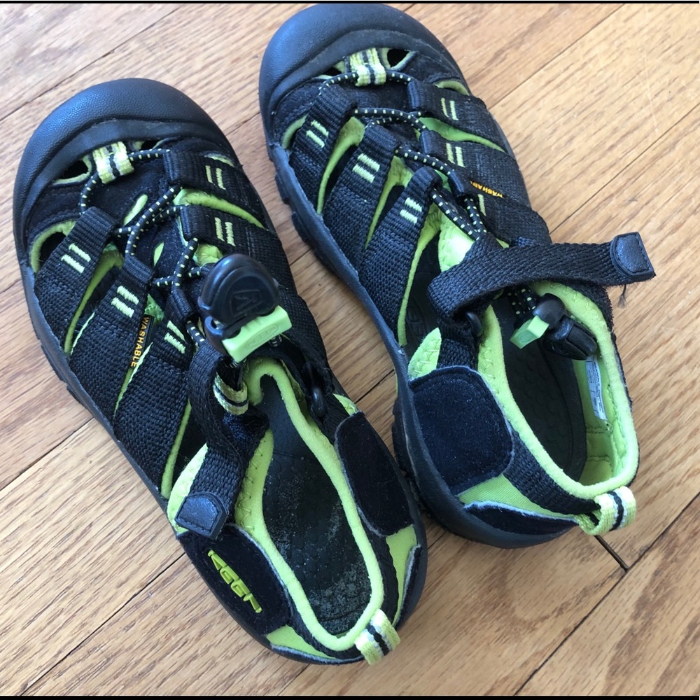 Keens kids size 13